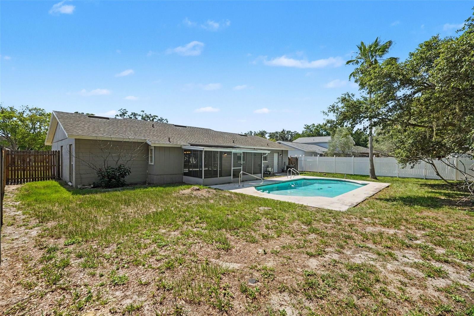 3607 Woodhill Dr Property Photo 18