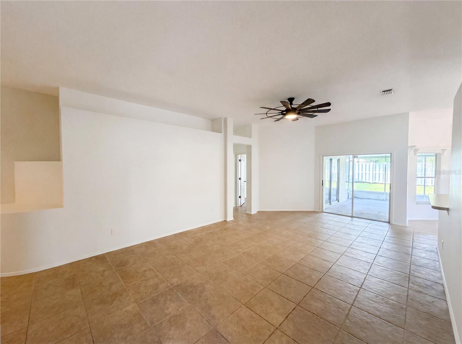 4532 Perdita Ln Property Photo 5