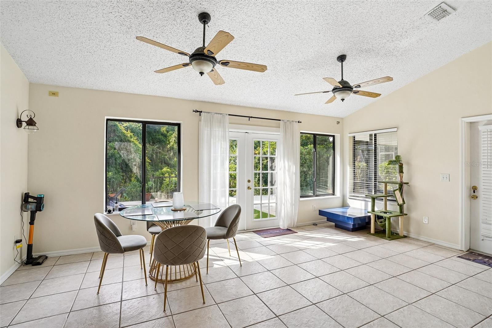 1167 Woodland Terrace Trl Property Photo 4