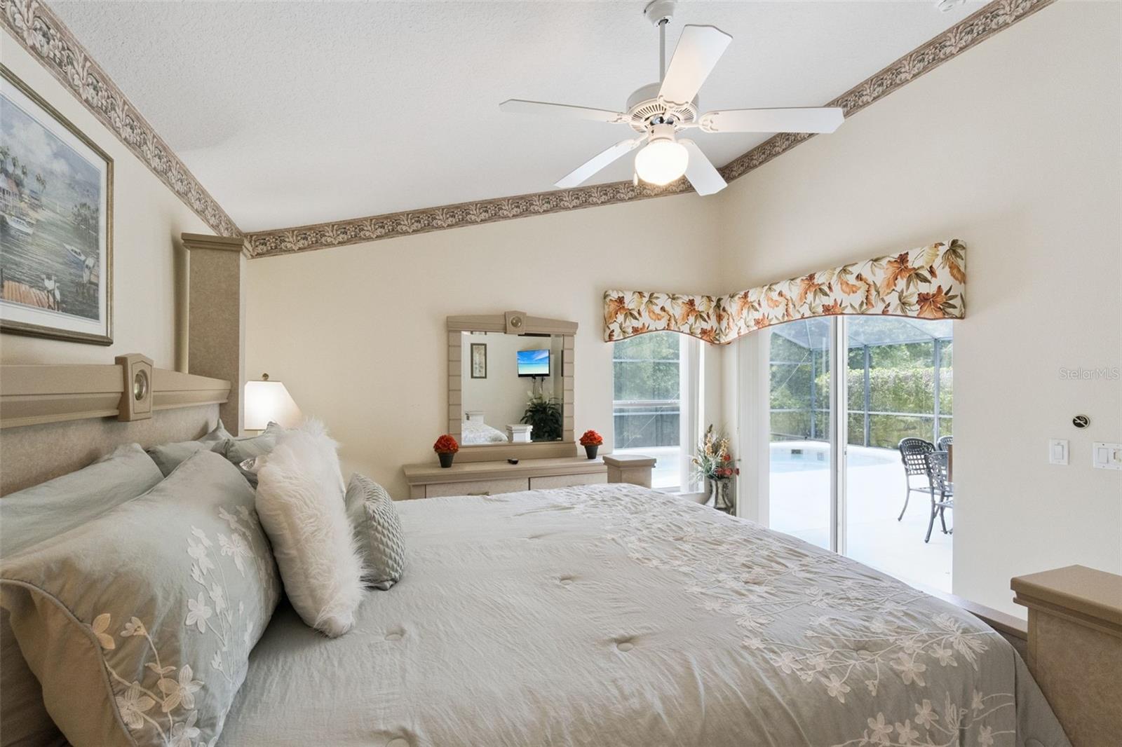 4706 Cumbrian Lakes Dr Property Photo 15