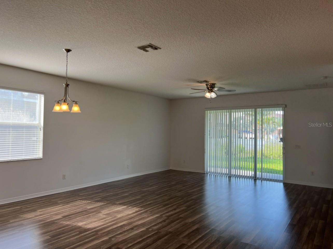 2735 Carrickton Cir Property Photo 12