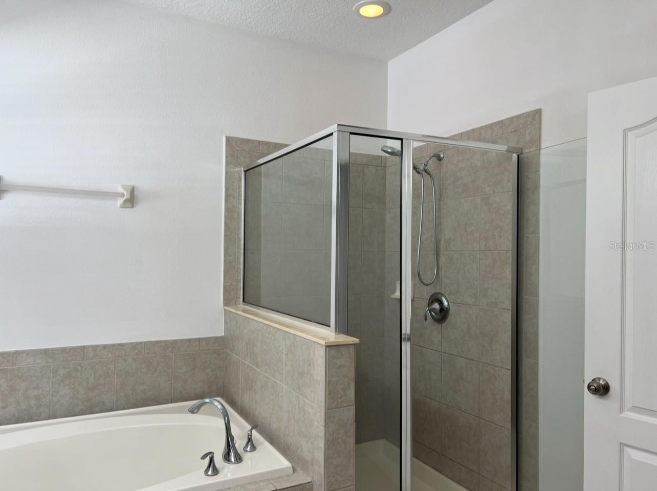 2735 Carrickton Cir Property Photo 14