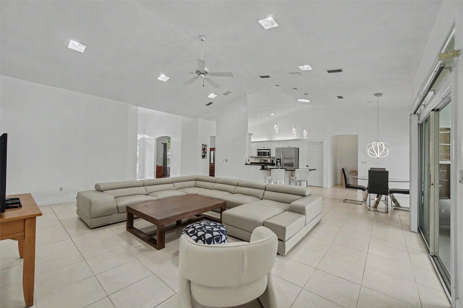 6079 Red Stag Dr Property Photo 10