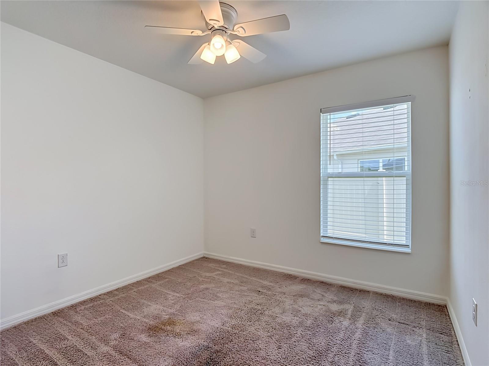 1045 Augustus Dr Property Photo 14