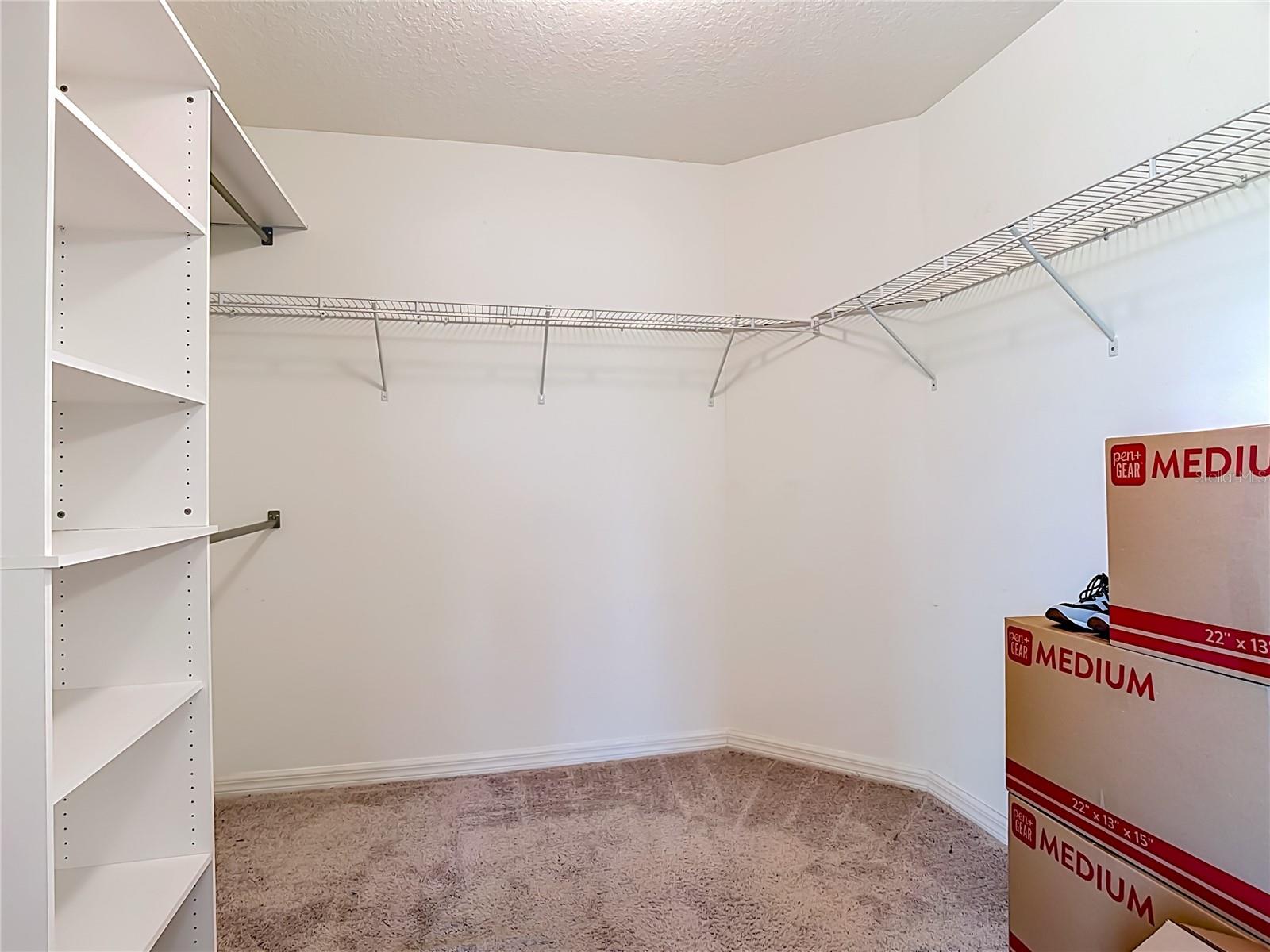 1045 Augustus Dr Property Photo 21