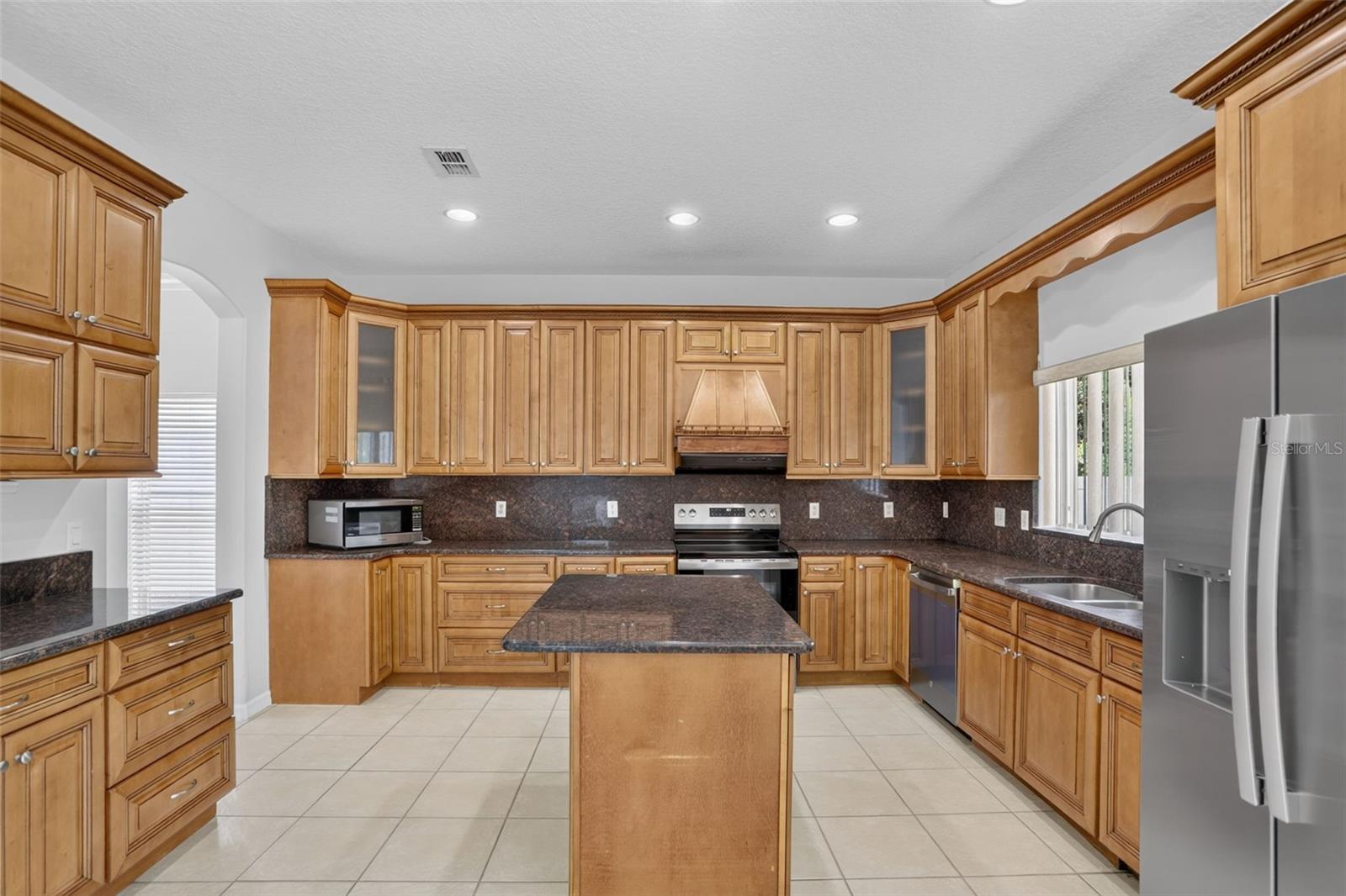 2521 Barwick St Property Photo 11