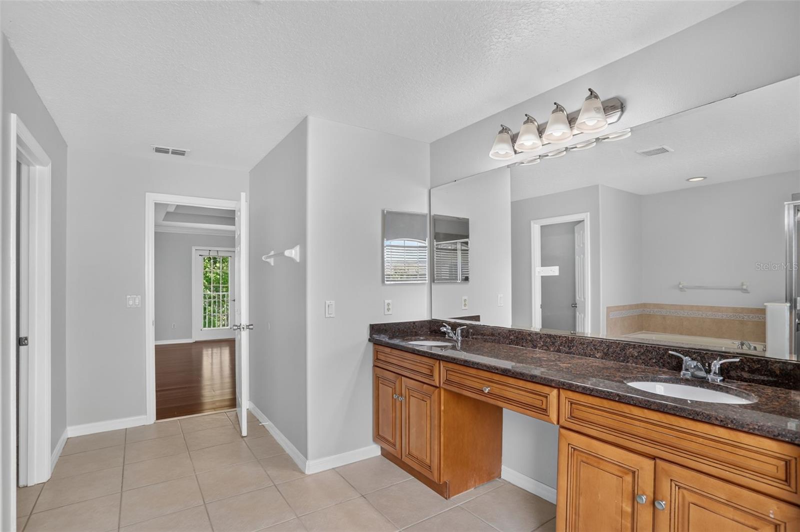 2521 Barwick St Property Photo 43