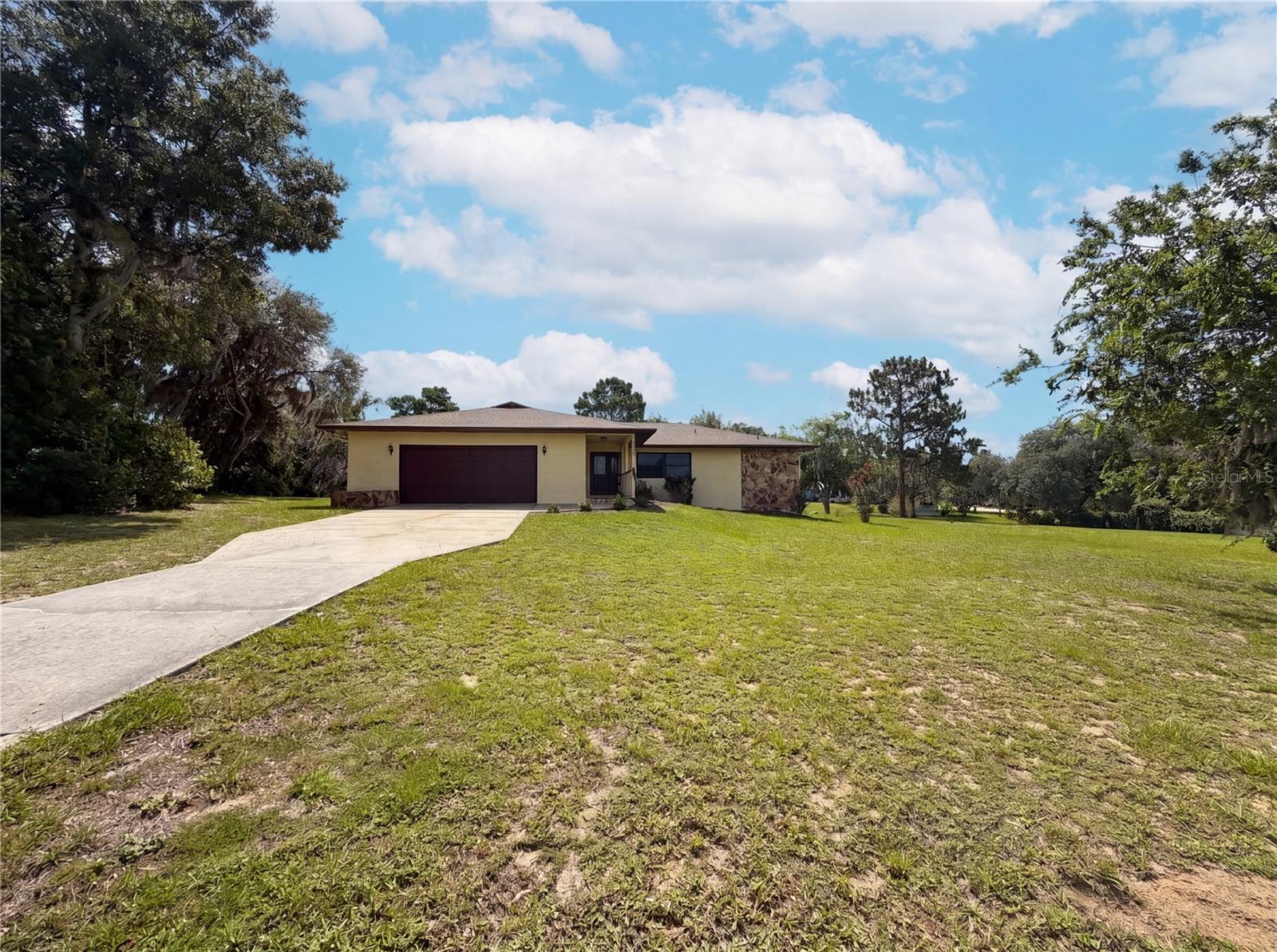 1641 S VALERIE PT