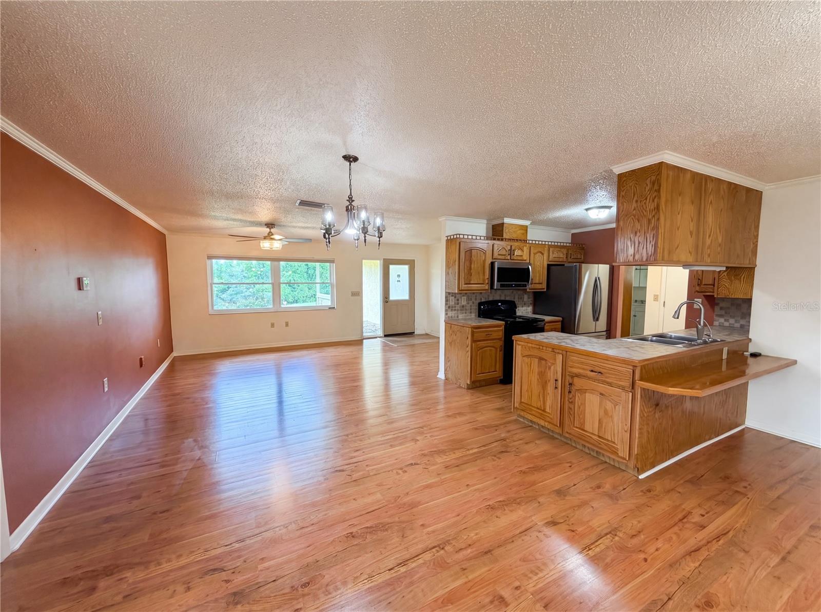 1641 S Valerie Pt Property Photo 3