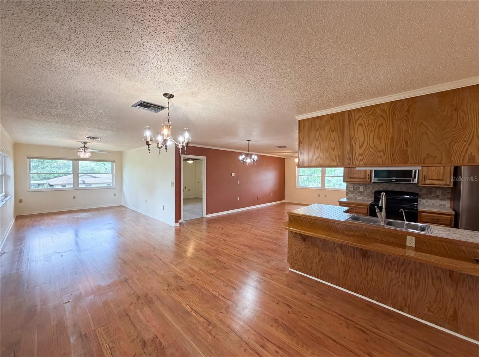 1641 S Valerie Pt Property Photo 4