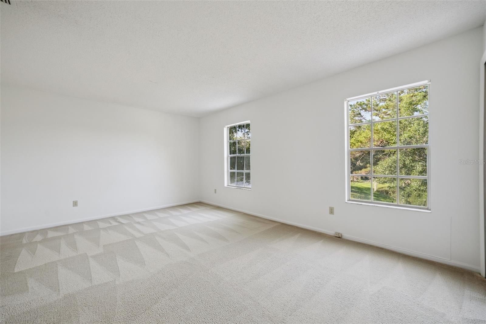 498 Green Spring Cir Property Photo 12