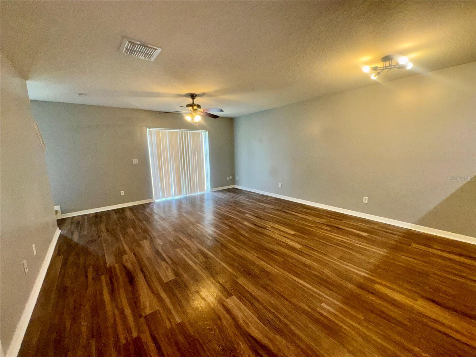 533 Cresting Oak Cir #79 Property Photo 8
