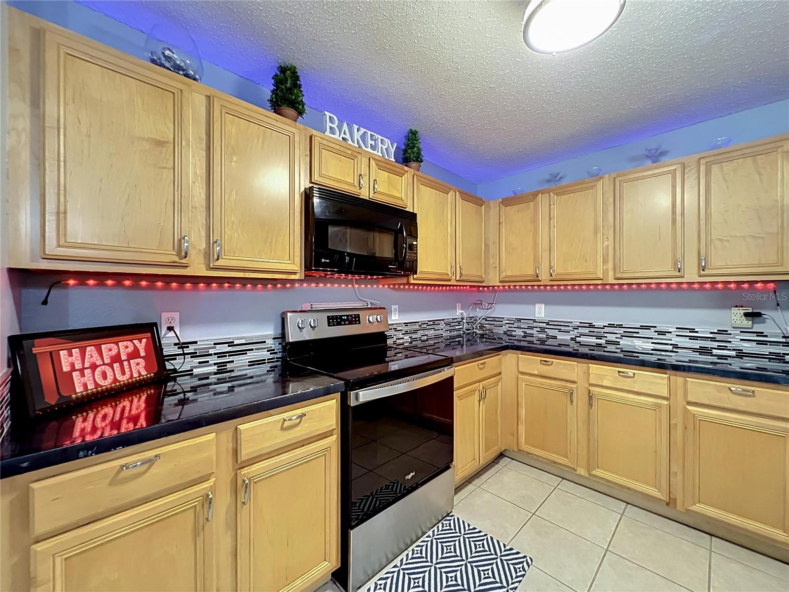 8307 Lainie Ln Property Photo 2