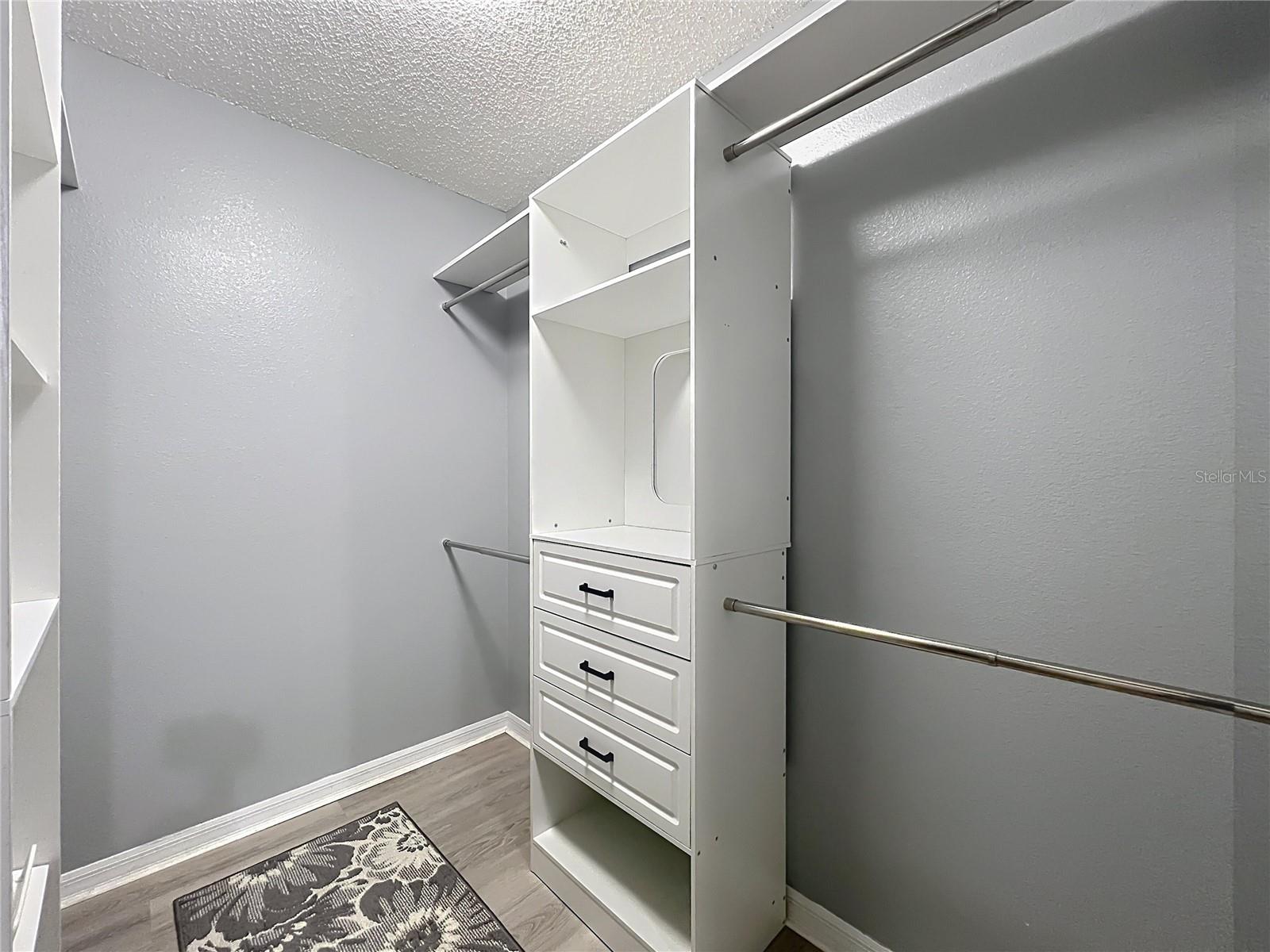 8307 Lainie Ln Property Photo 28
