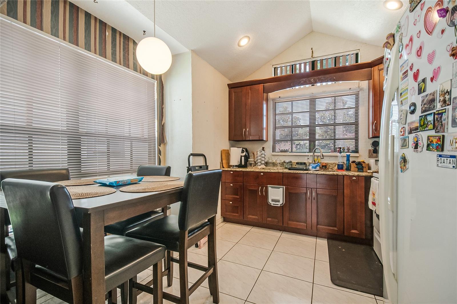 9939 Aloma Bend Ln Property Photo 17