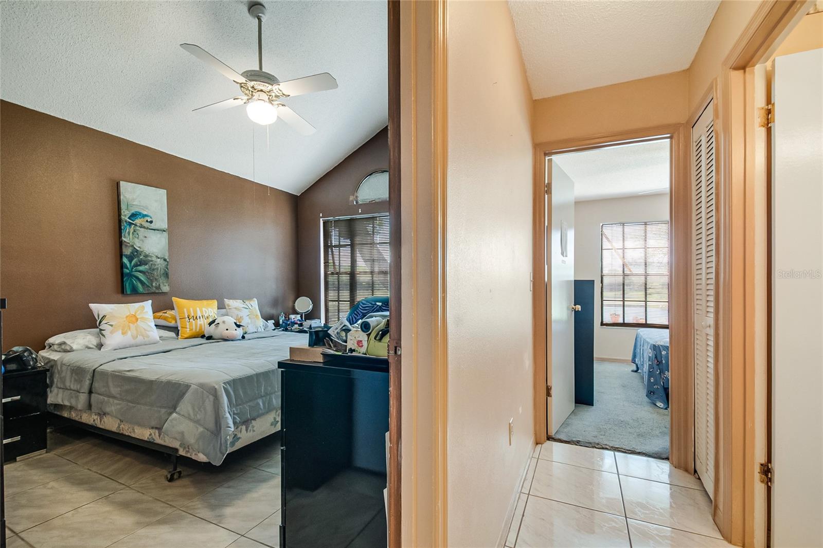 9939 Aloma Bend Ln Property Photo 33
