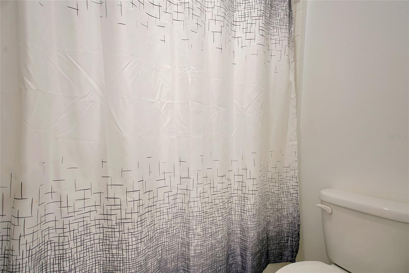 1338 Yorkshire Ct Property Photo 23