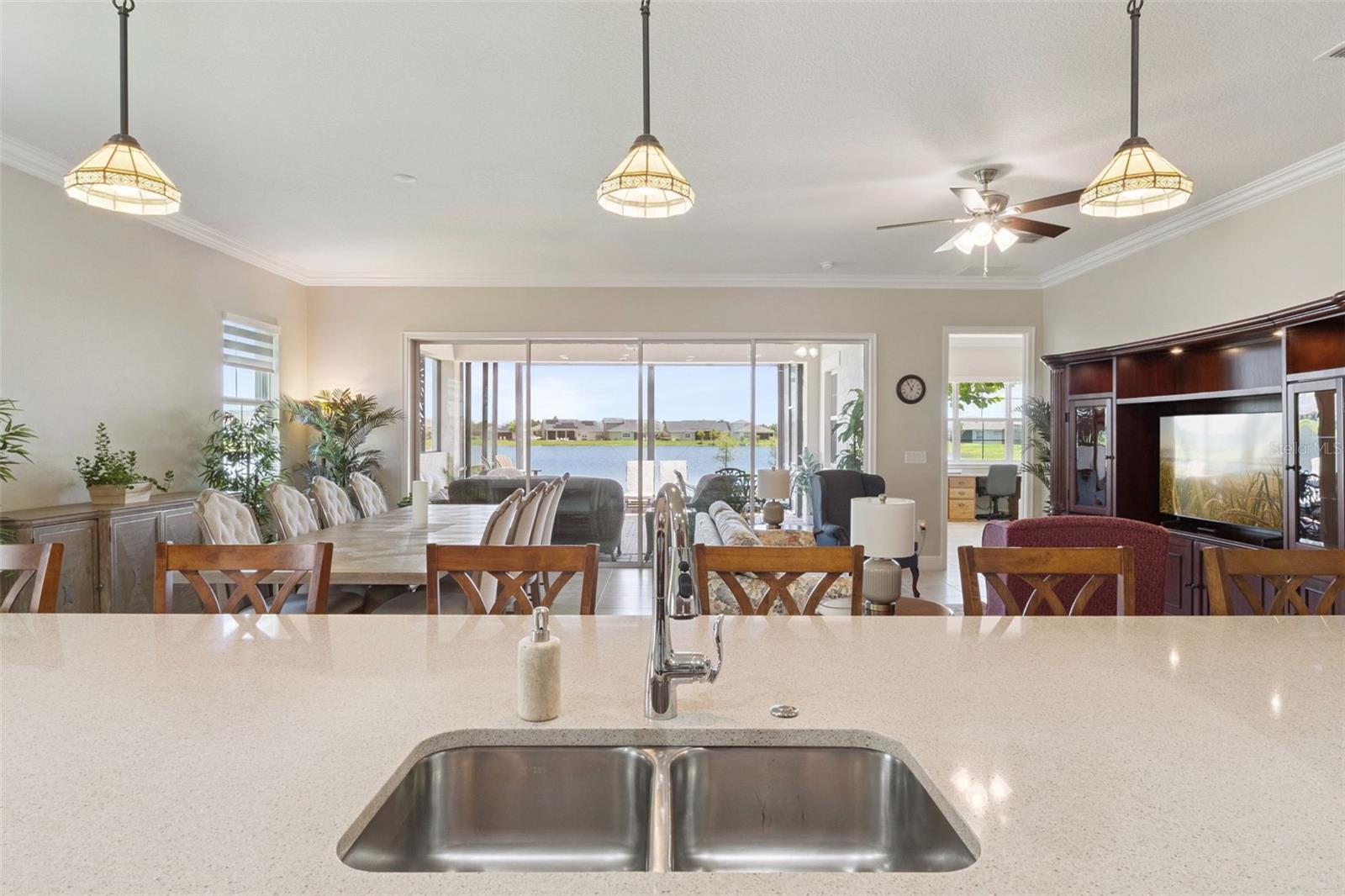 2665 Meadowedge Loop Property Photo 12