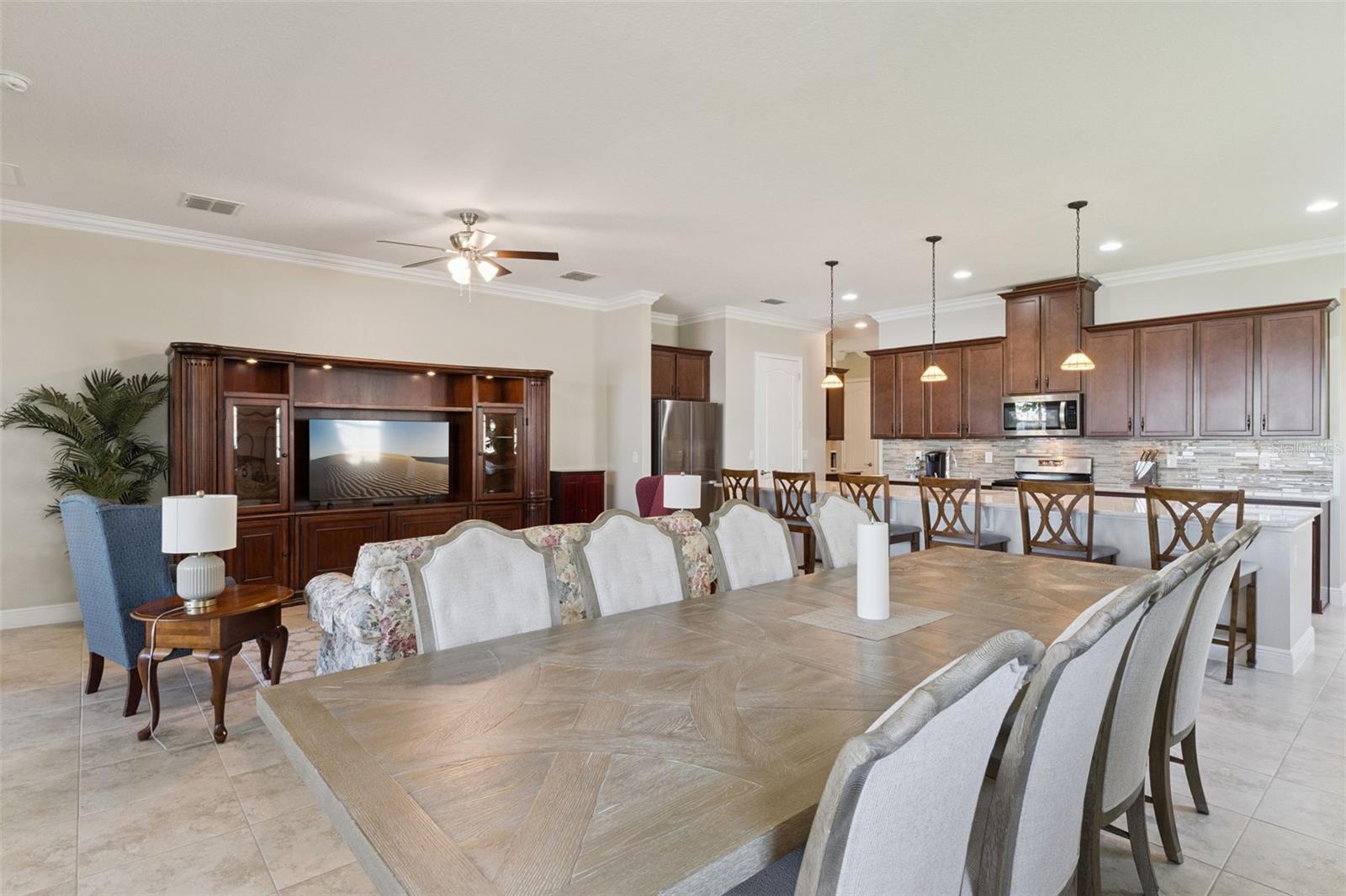 2665 Meadowedge Loop Property Photo 18