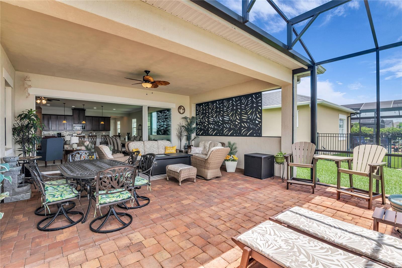 2665 Meadowedge Loop Property Photo 24