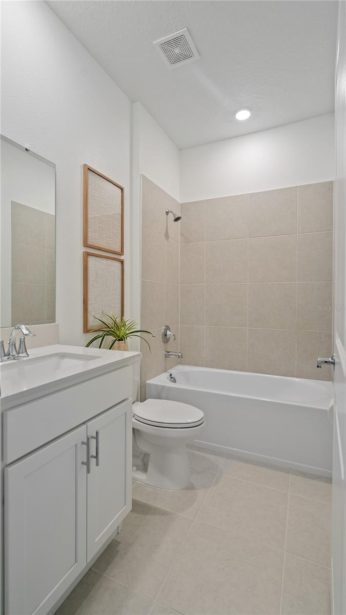 5534 Nina Way Property Photo 12