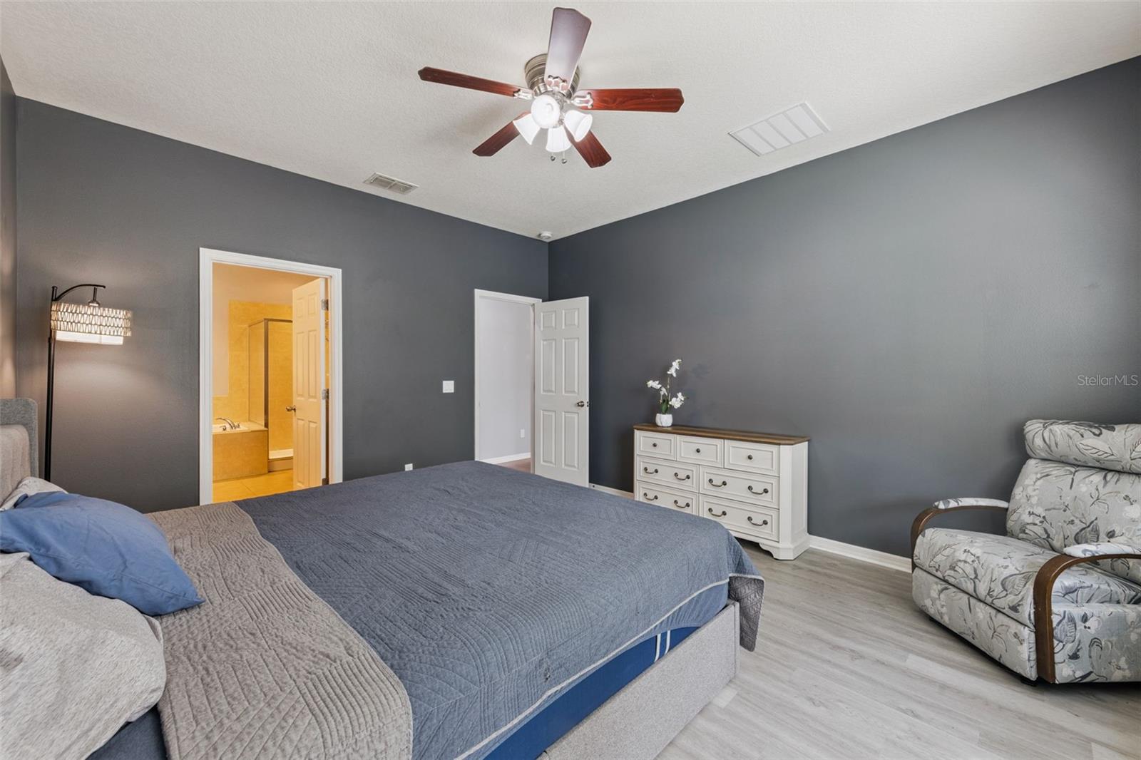 3809 Enchantment Ln Property Photo 16