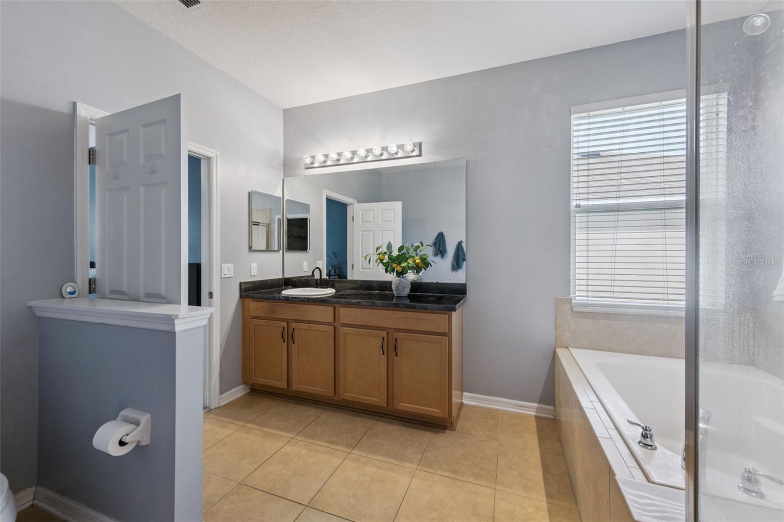 3809 Enchantment Ln Property Photo 17