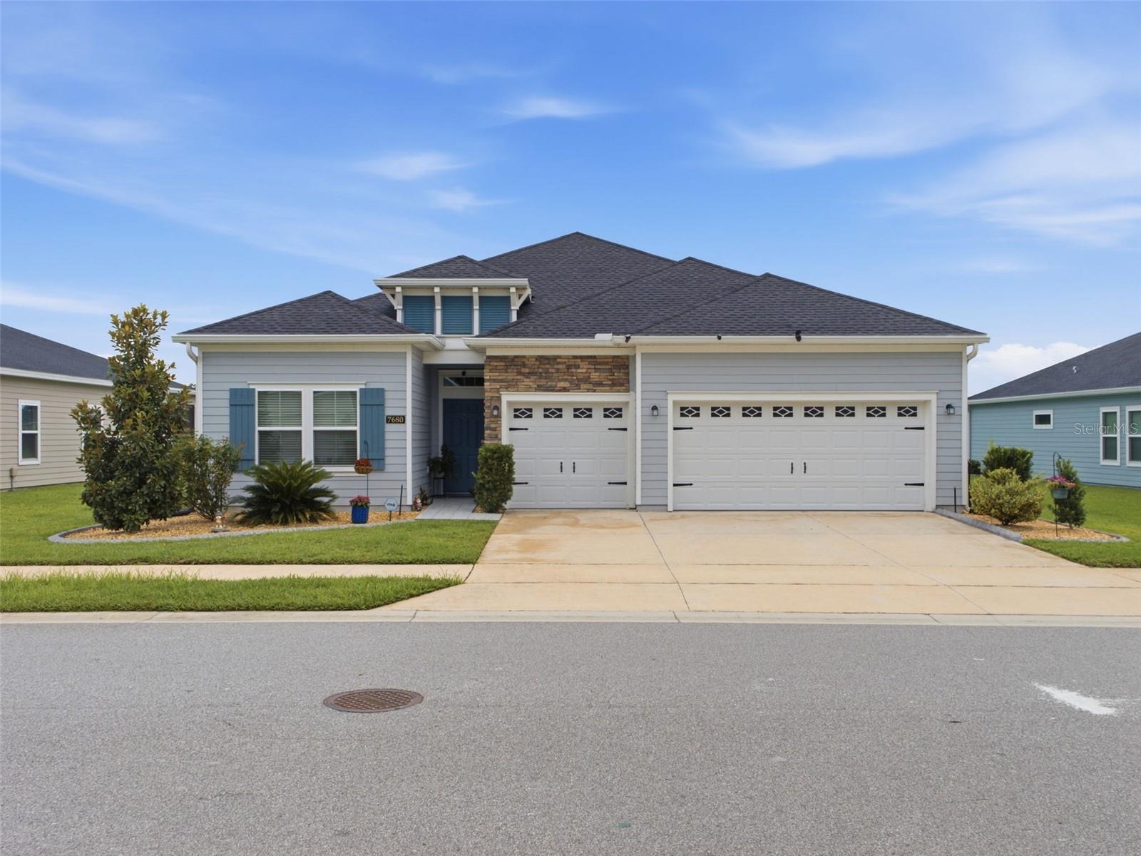 7680 Sw 74th Loop Property Photo 1