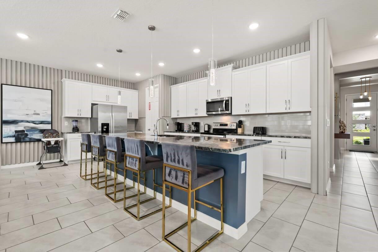 1582 Mermaid Cove Way Property Photo 4