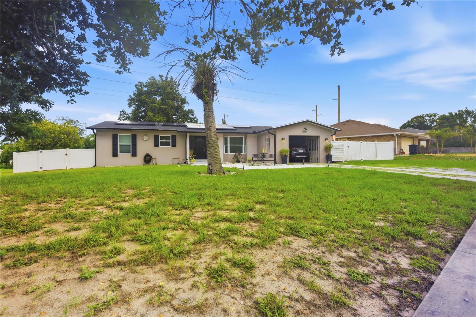 2067 E Barlington Dr Property Photo 10