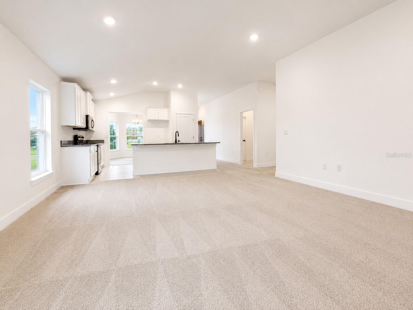 7642 Bent Tree Loop Property Photo 7