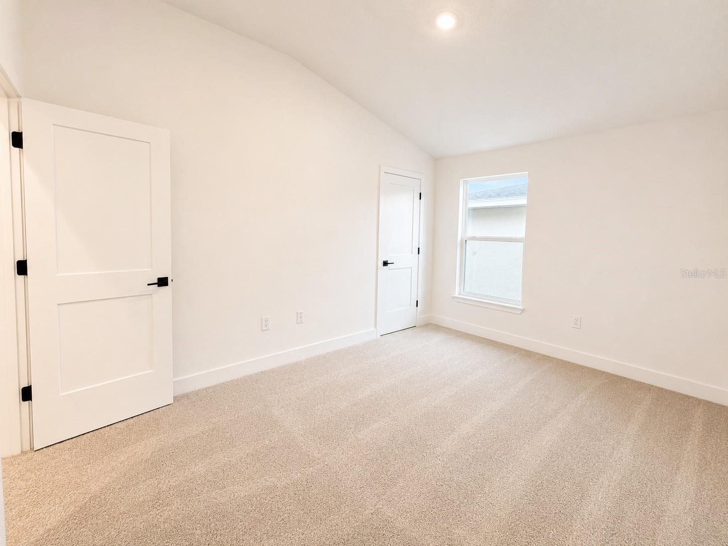 7642 Bent Tree Loop Property Photo 9