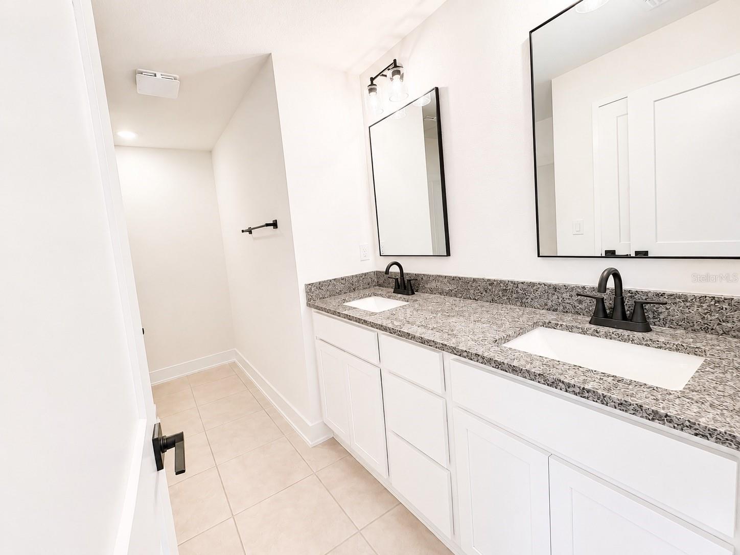 7642 Bent Tree Loop Property Photo 14