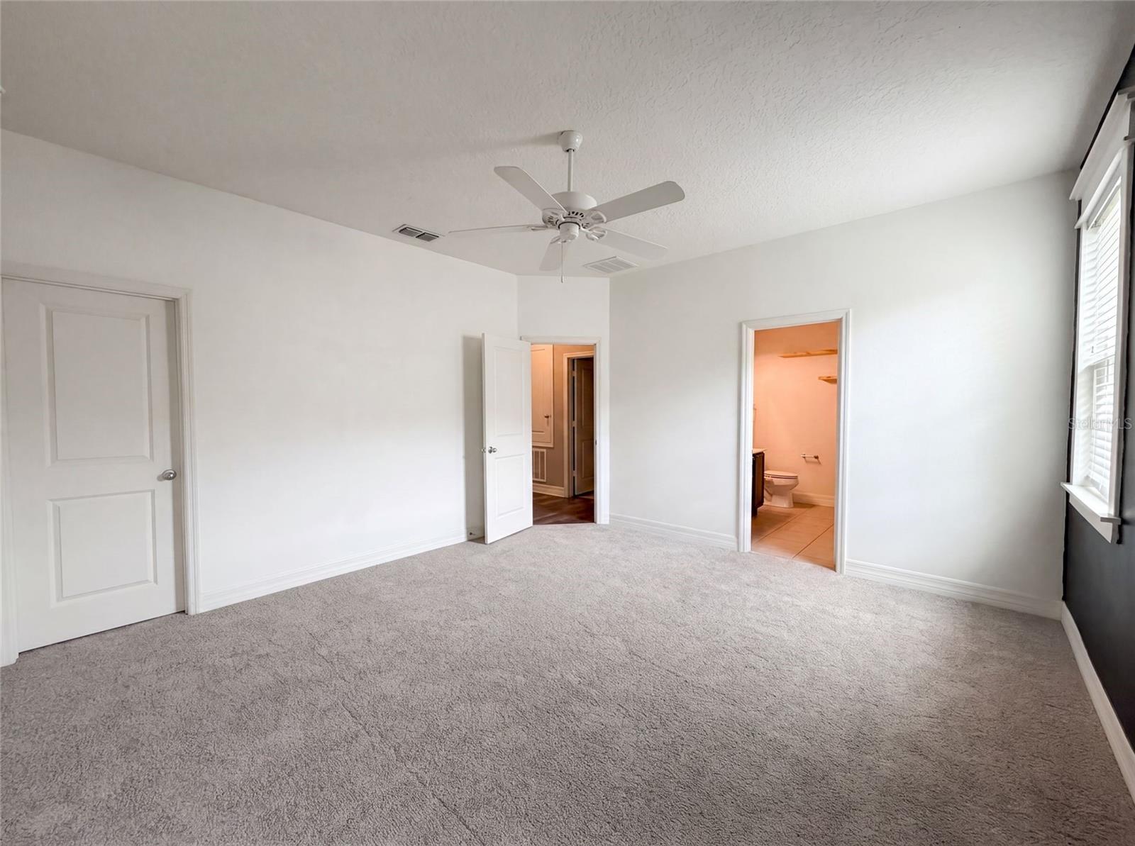 10029 Weathers Loop Property Photo 4