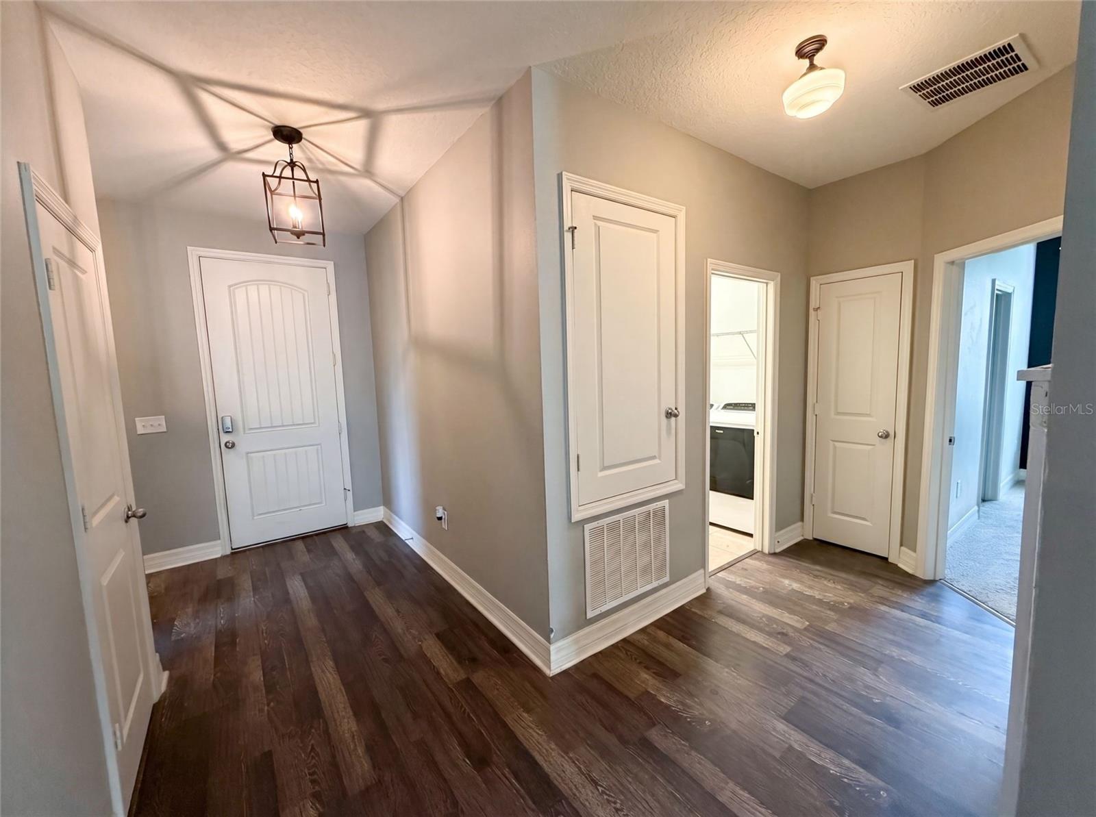 10029 Weathers Loop Property Photo 6