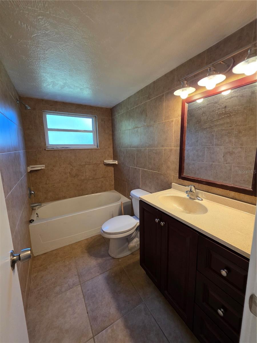 219 Hays Dr Property Photo 4