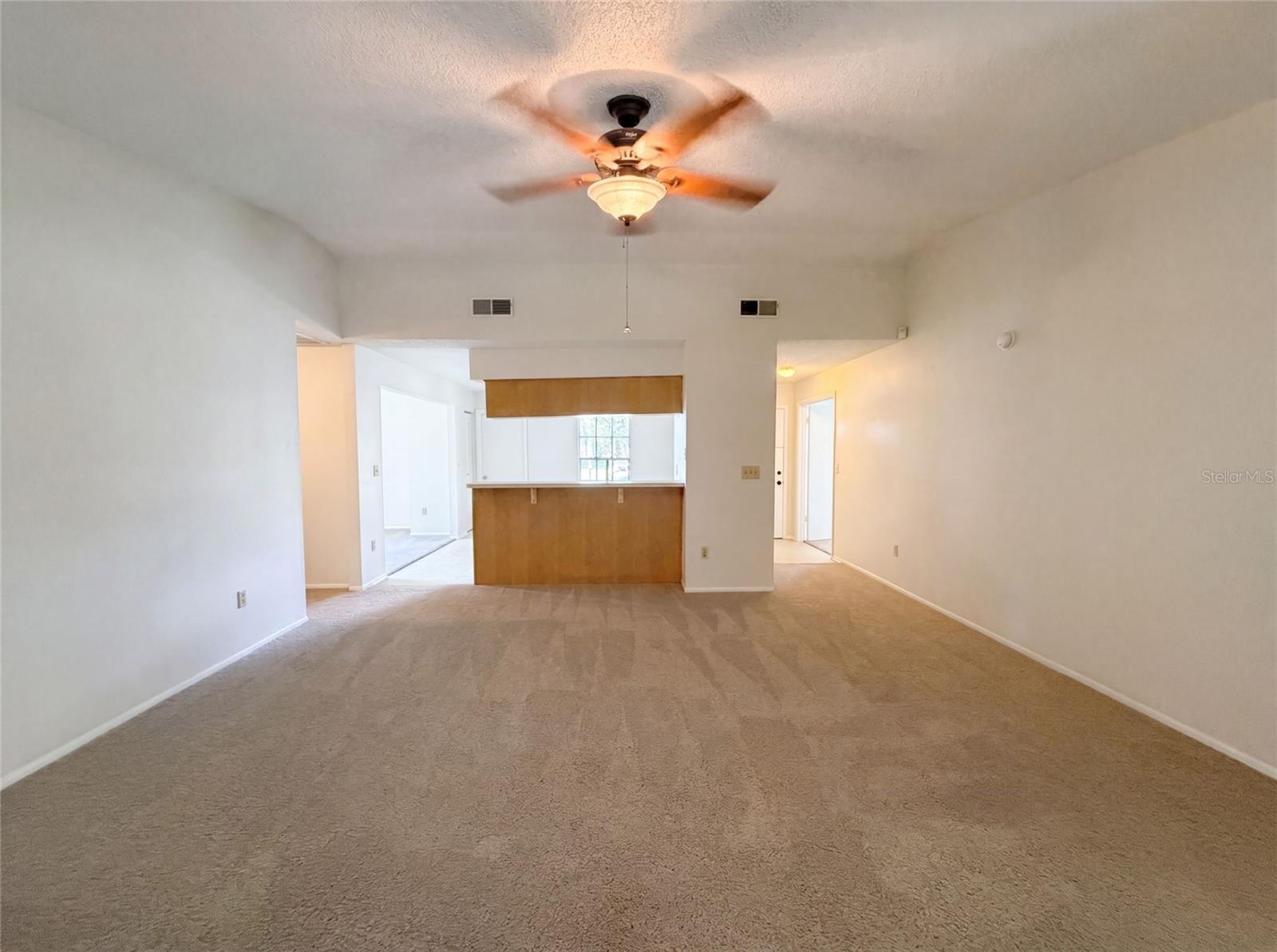 5720 Kneeland Ln Property Photo 6