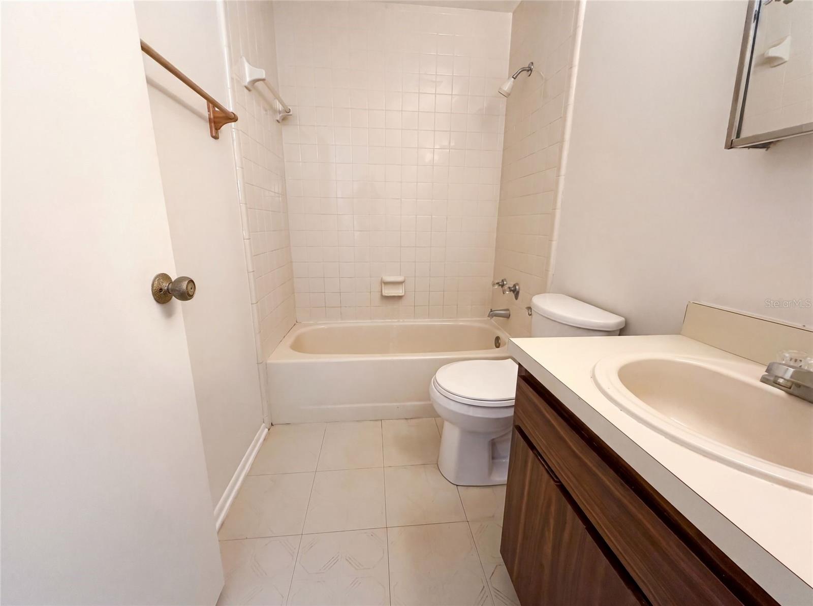 5720 Kneeland Ln Property Photo 14