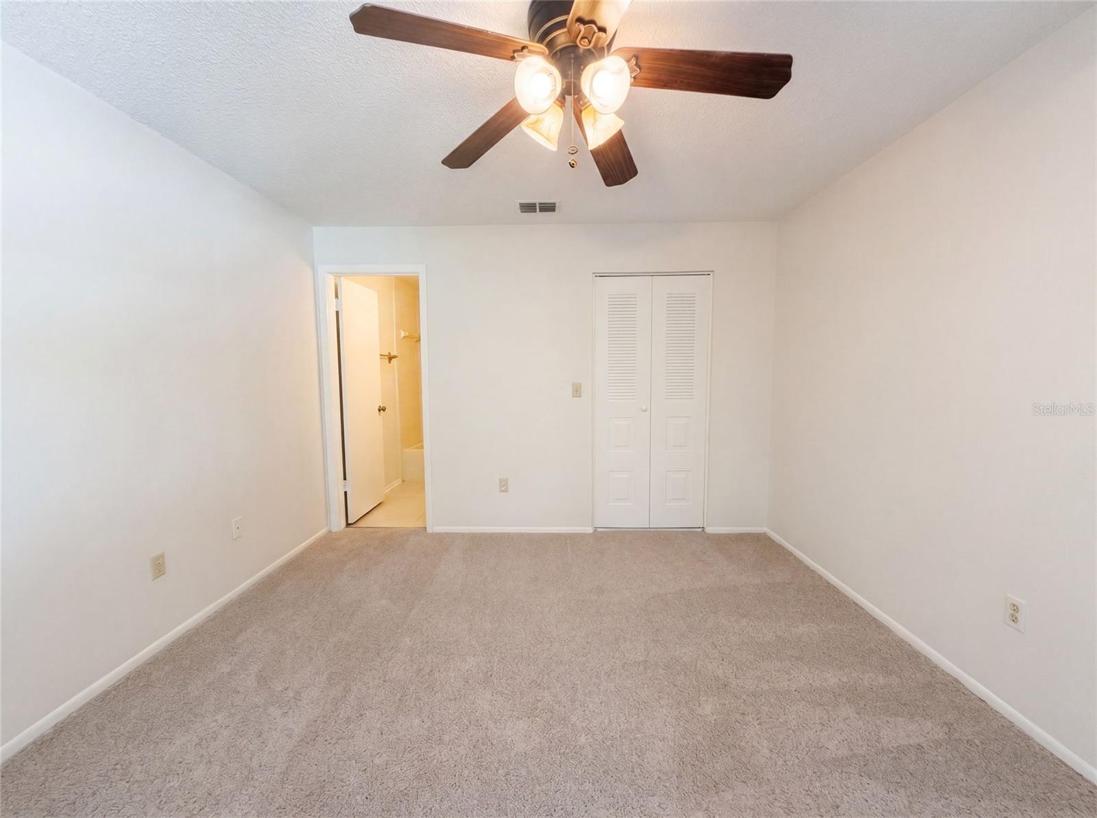 5720 Kneeland Ln Property Photo 15