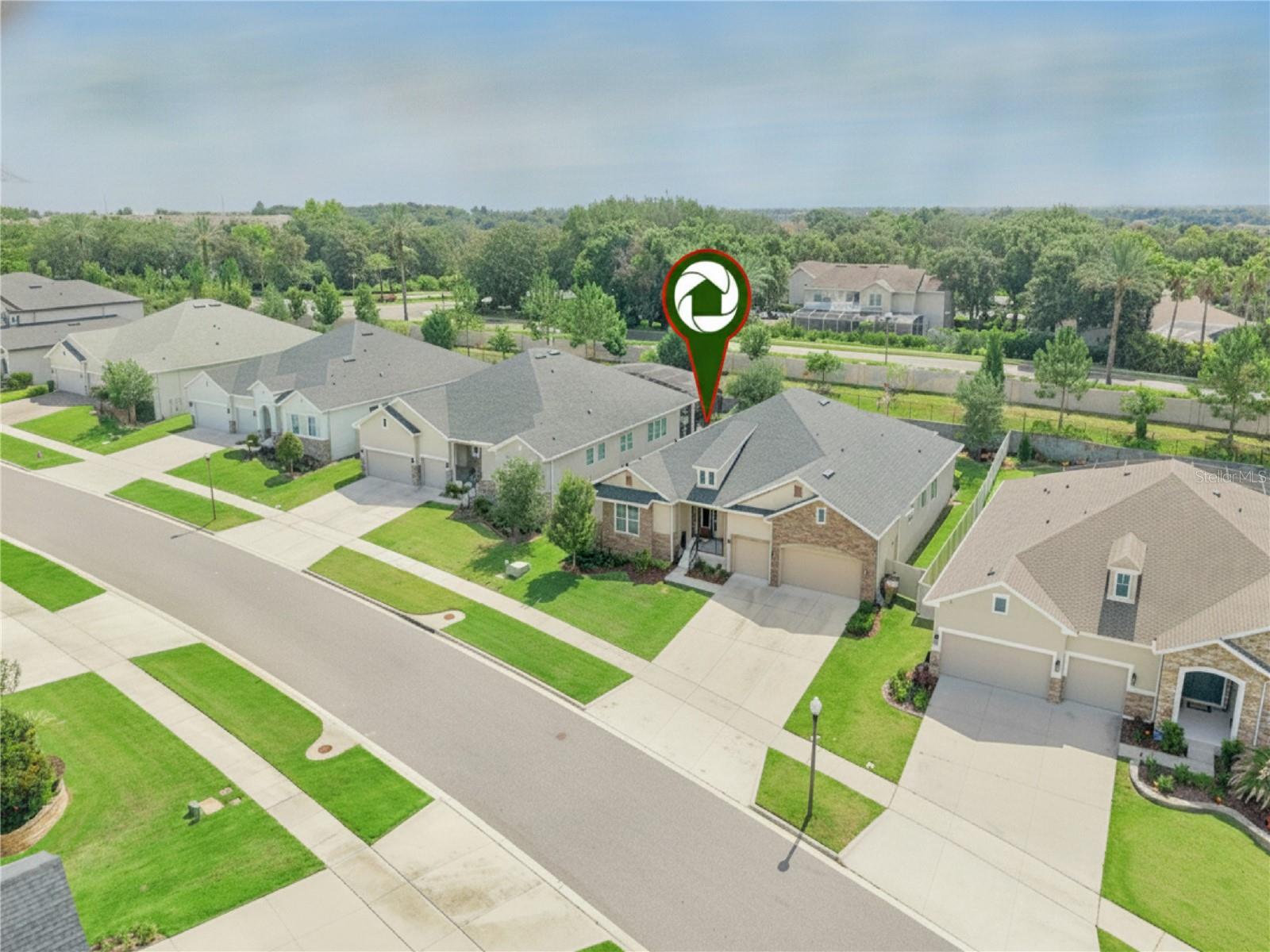17286 Hickory Wind Dr Property Photo 2