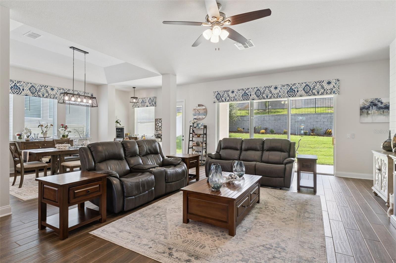 17286 Hickory Wind Dr Property Photo 14