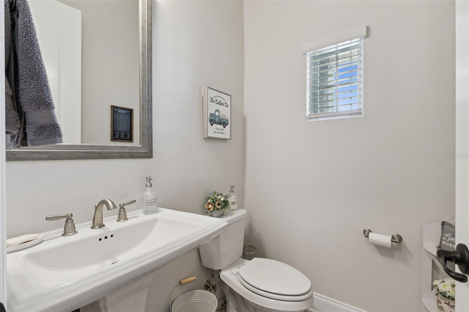 17286 Hickory Wind Dr Property Photo 34