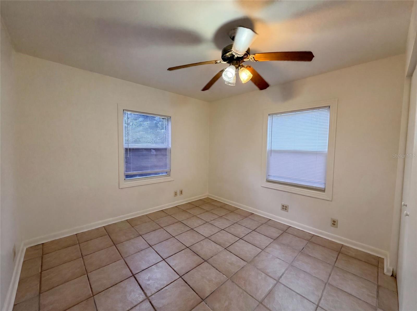 626 S 67th St Property Photo 10