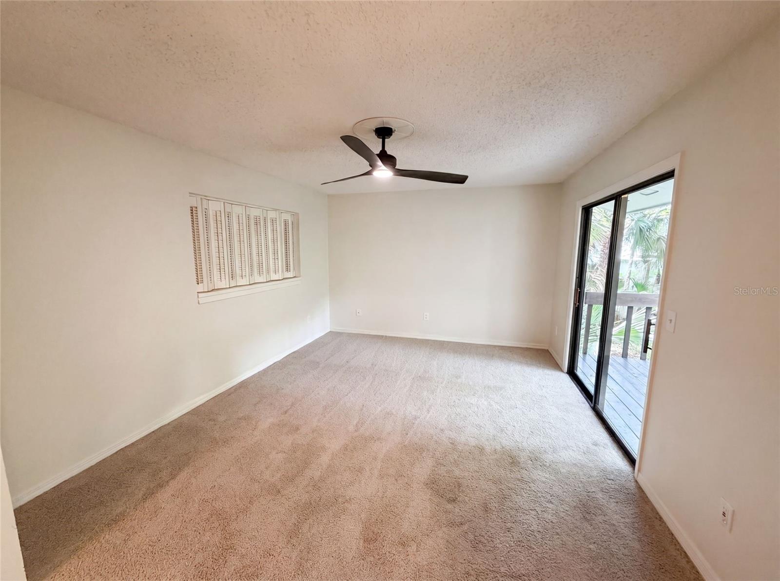 830 Dunbar Ter Property Photo 11
