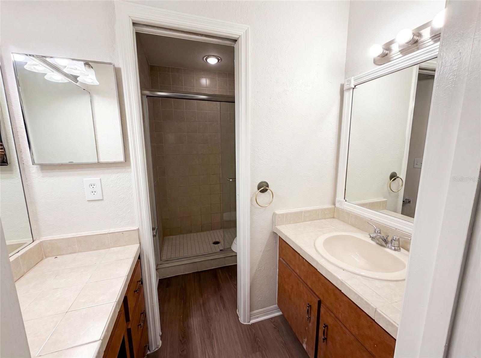 830 Dunbar Ter Property Photo 17