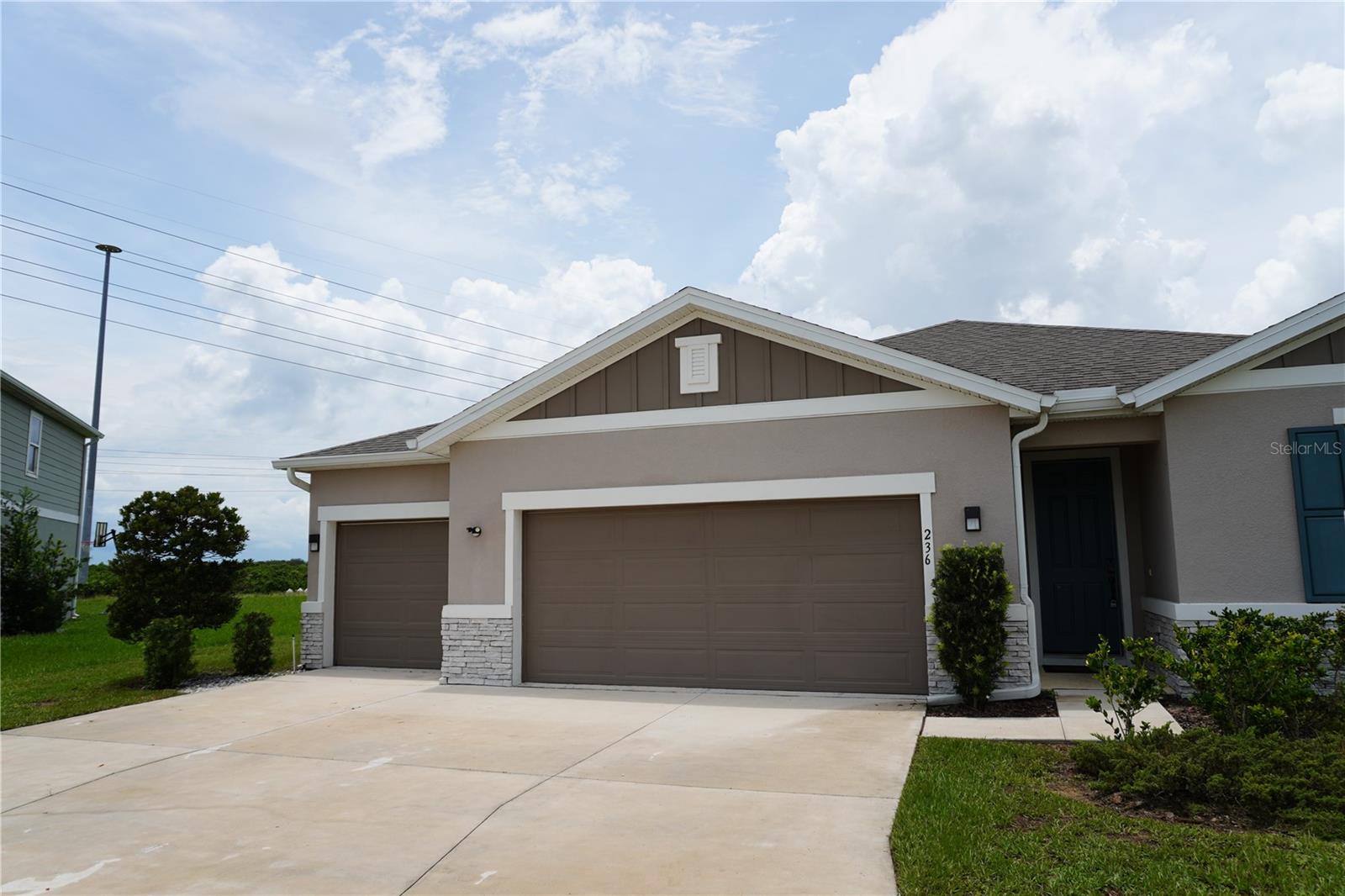 236 Hillcrest Dr Property Photo 5