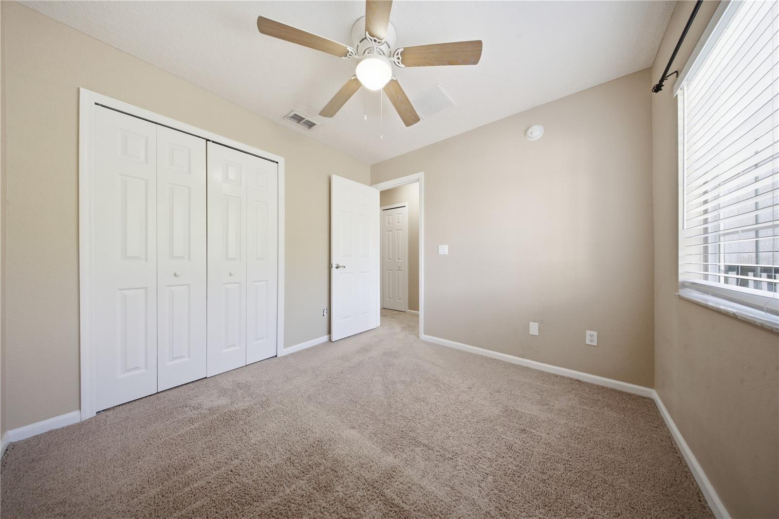 10291 Park Commons Dr Property Photo 27