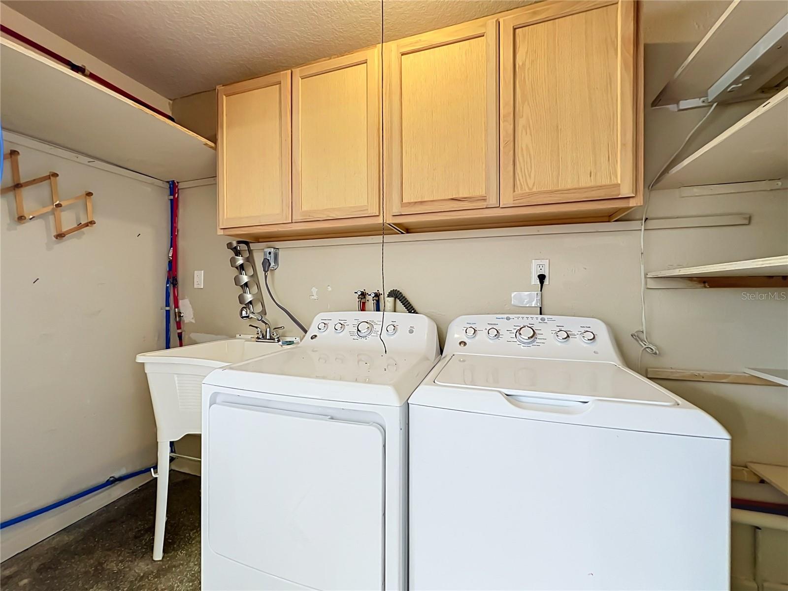 52 Clark St Property Photo 45