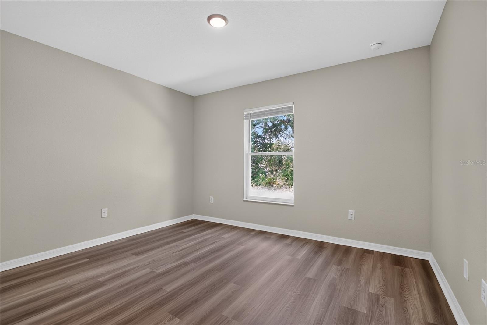 16 Spring Loop Ct Property Photo 22