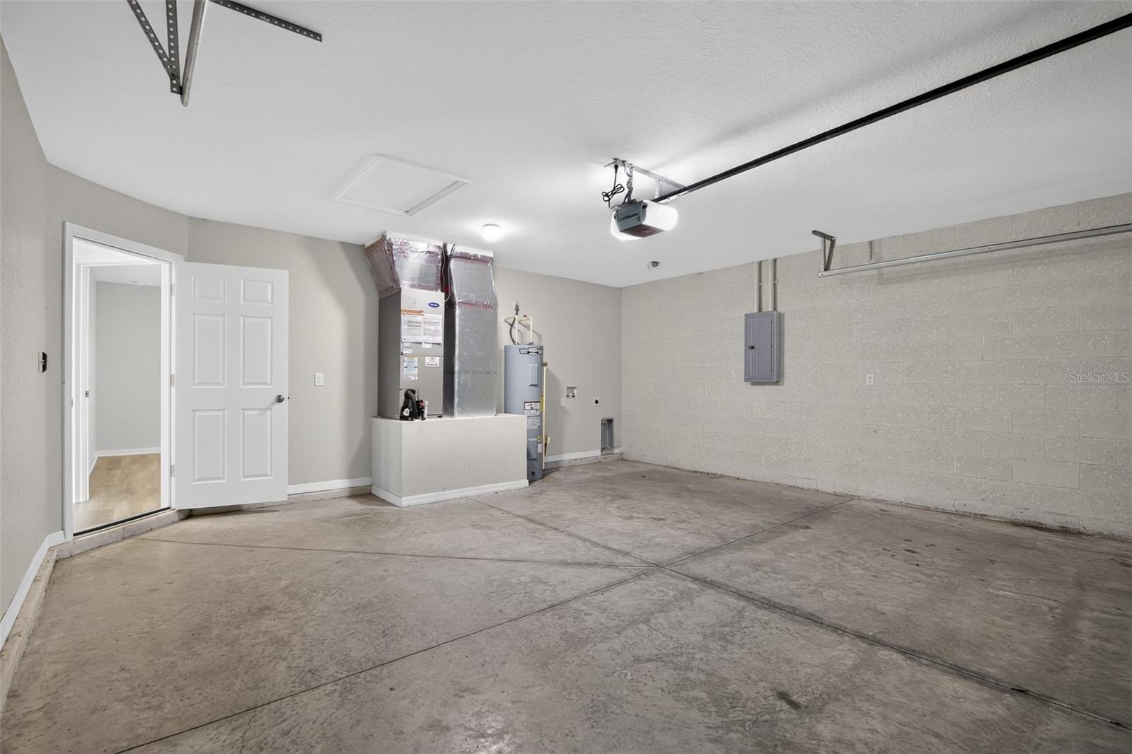 16 Spring Loop Ct Property Photo 30